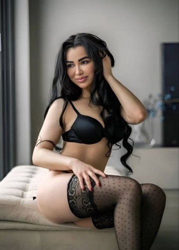 Ева, Г. Армянск